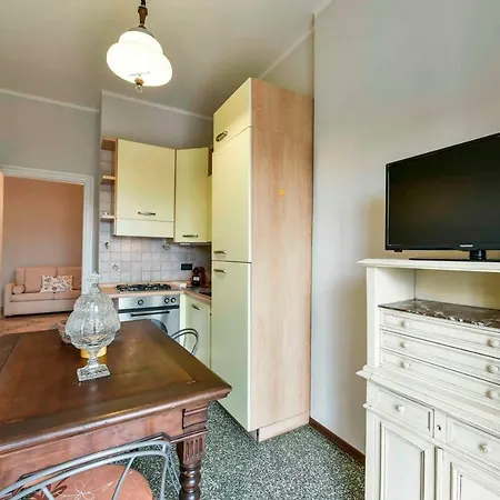 New Vintage Apartment *
